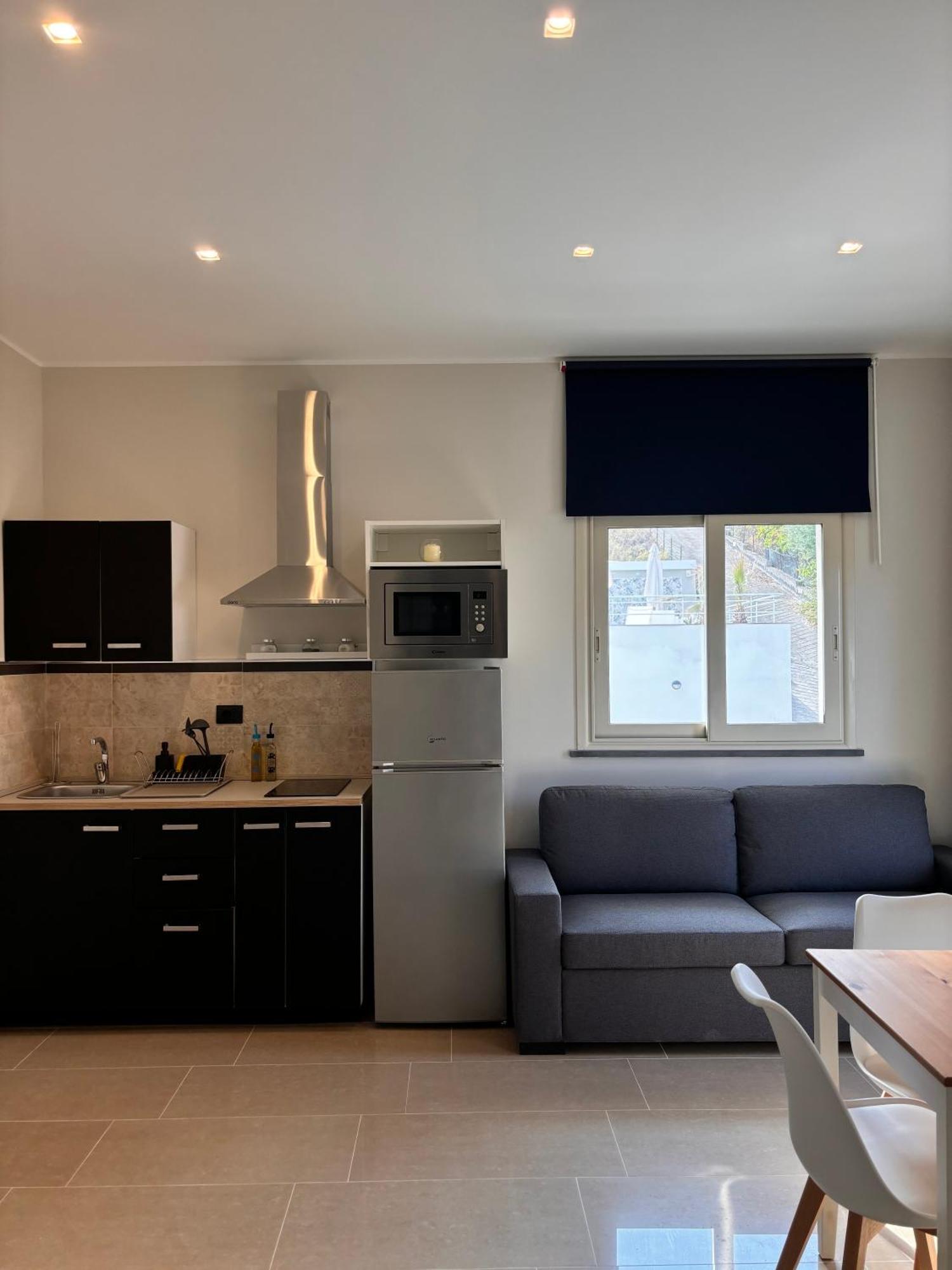 Ig - "Villa Don Antonio" Apartments Giardini Naxos Exterior photo