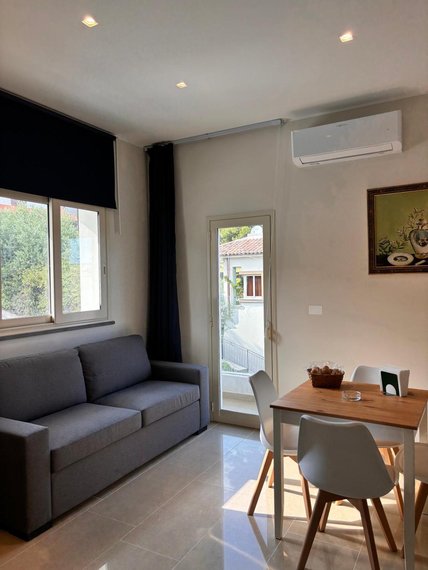 Ig - "Villa Don Antonio" Apartments Giardini Naxos Exterior photo