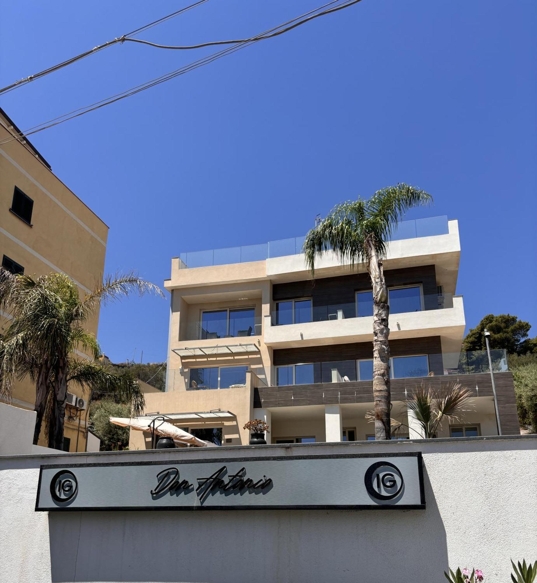 Ig - "Villa Don Antonio" Apartments Giardini Naxos Exterior photo