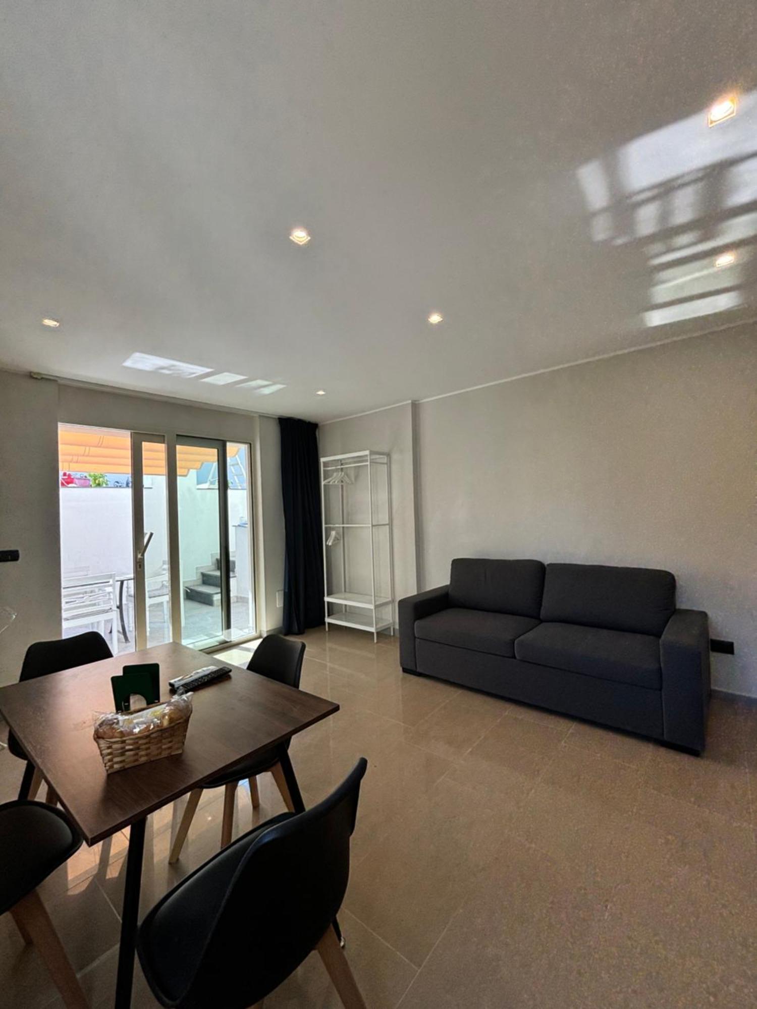 Ig - "Villa Don Antonio" Apartments Giardini Naxos Exterior photo