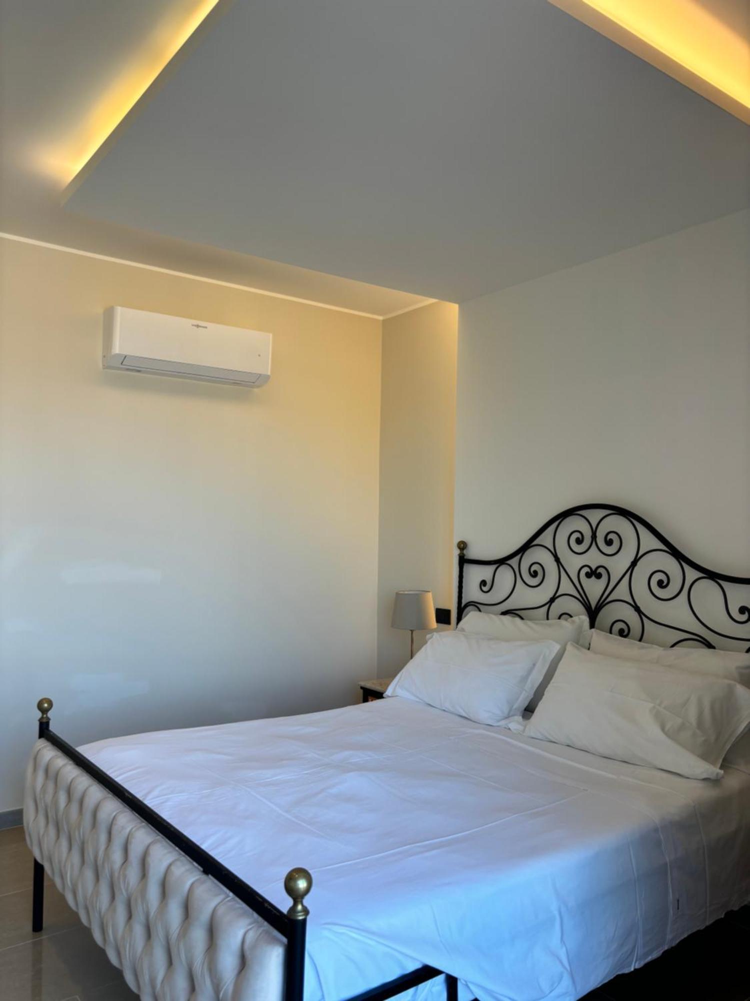 Ig - "Villa Don Antonio" Apartments Giardini Naxos Exterior photo